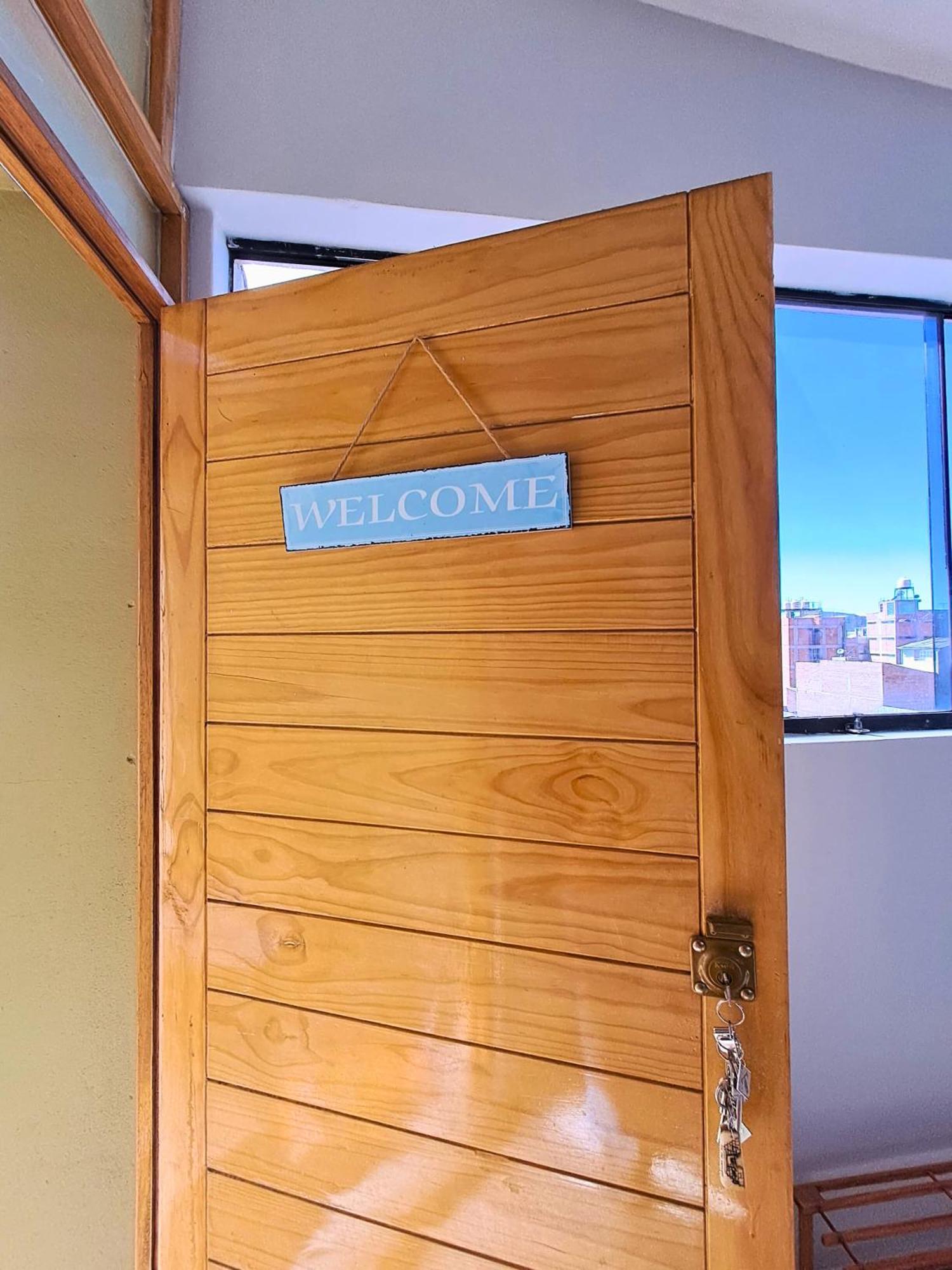 Urpi Wasi Backpackers Bed & Breakfast Puno Exterior photo